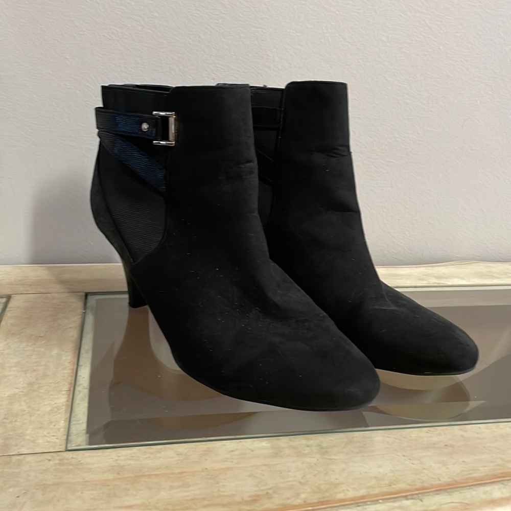 Karen Scott Majar Booties Size 11 - Picture 2 of 9